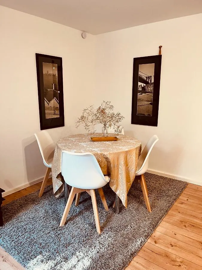 Apartment Ferienwohnung Schroeder Leipzig Germany